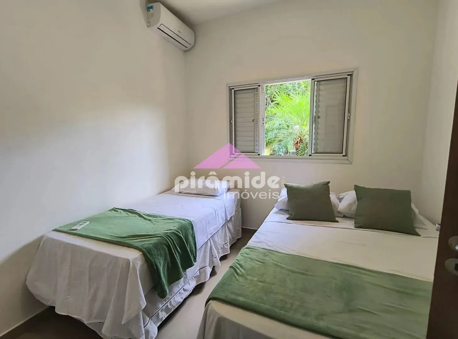 Casa, 3 quartos, 240 m² - Foto 4