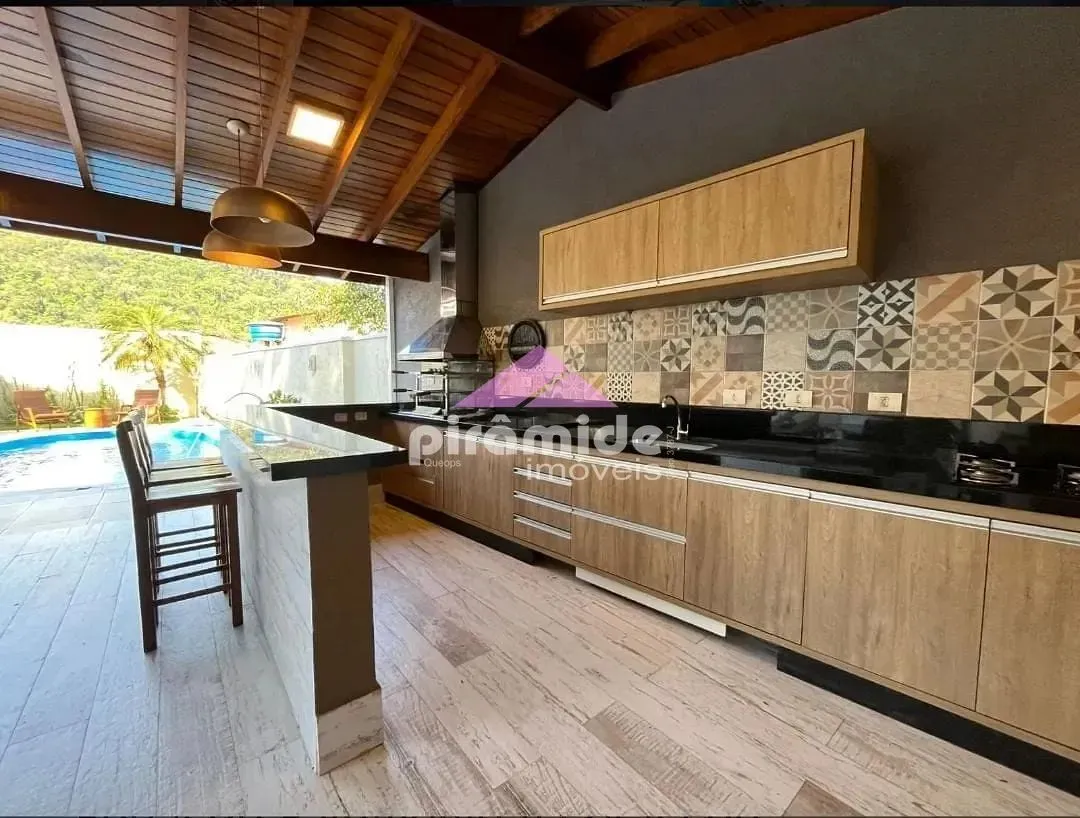 Casa, 3 quartos, 240 m² - Foto 8