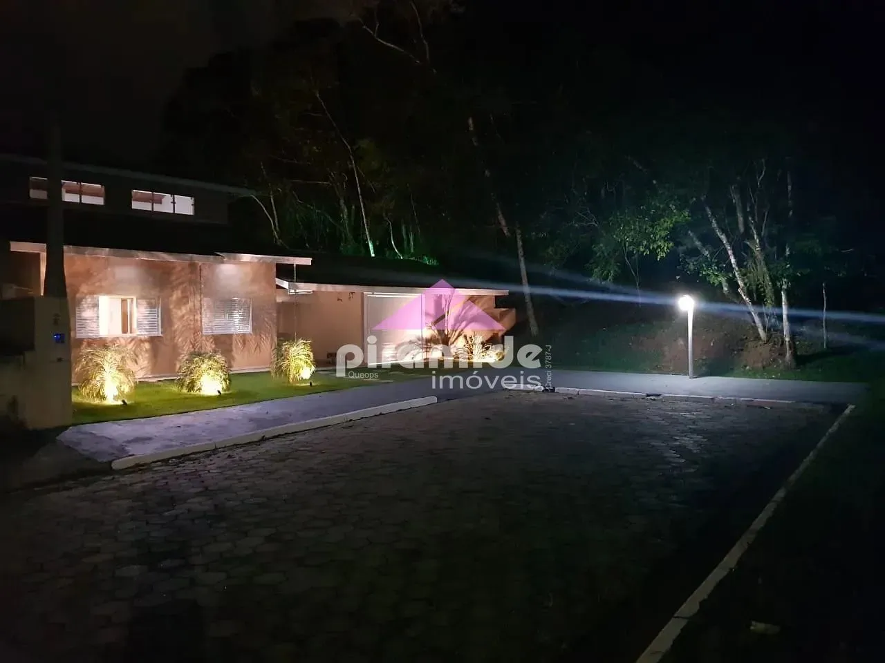 Casa, 3 quartos, 240 m² - Foto 15