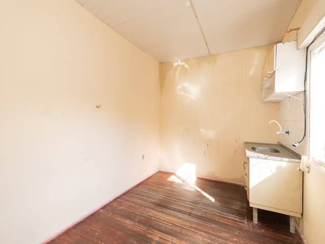 Casa com 172m² 3 quartos e 2 banheiros, à venda ou para alugar, no bairro Areal em Pelotas