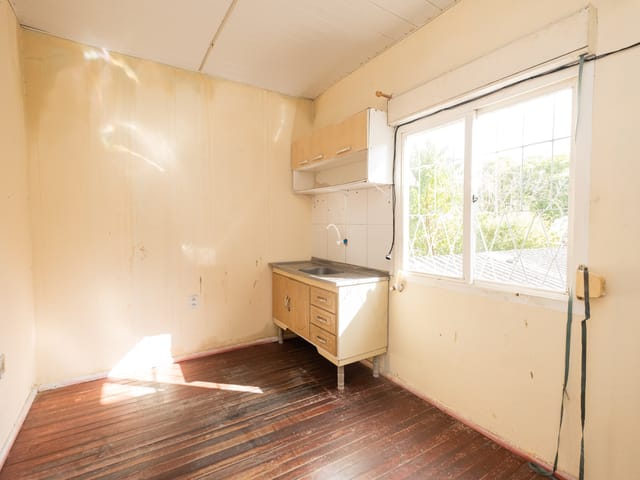Casa com 172m² 3 quartos e 2 banheiros, à venda ou para alugar, no bairro Areal em Pelotas