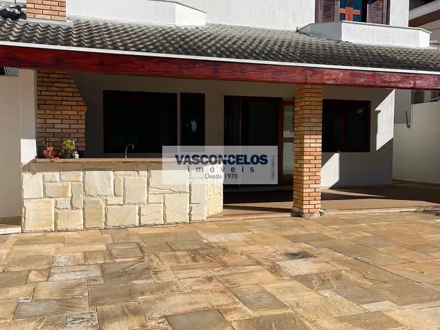 Casa 4 quartos e 6 banheiros, para alugar, no bairro Condomínio Sunset Park em São José dos Campos