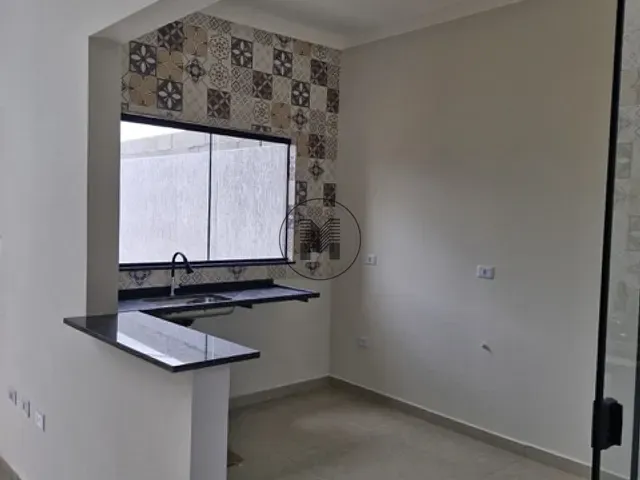 Casa 2 quartos e 2 banheiros, à venda, no bairro Areão em Taubaté