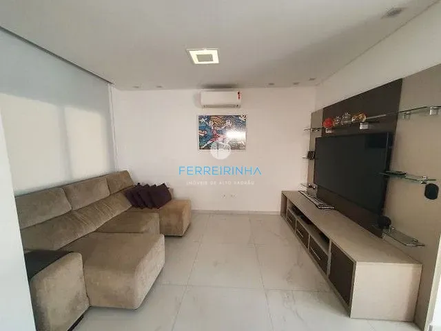 Casa com 250m² 3 quartos e 3 banheiros, à venda, no bairro Urbanova em São José dos Campos