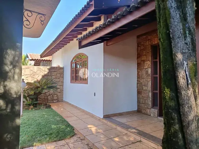 Casa com 500m² 3 quartos e 1 banheiro, para alugar, no bairro Jardim Ricardo Duzzi em Artur Nogueira