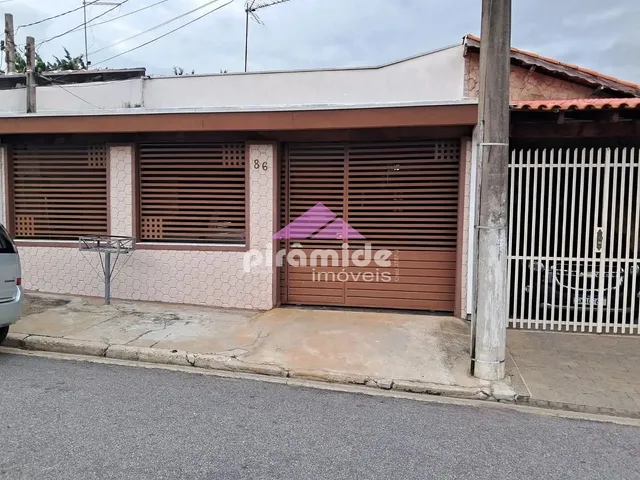 Casa com 150m² 4 quartos e 1 banheiro, à venda, no bairro Conjunto Residencial Trinta e Um de Março em São José Dos Campos