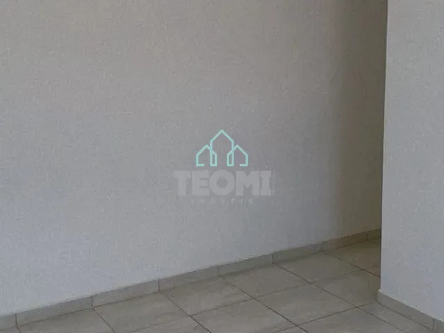 Casa com 150m² 2 quartos e 1 banheiro, à venda, no bairro Parque Aeroporto em Taubaté