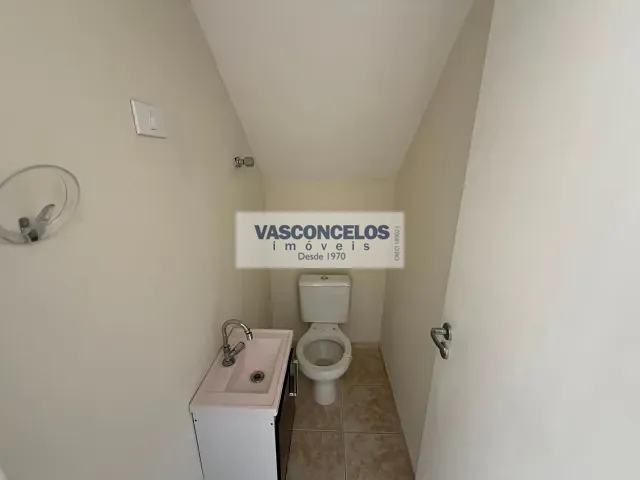 Casa com 94m² 3 quartos e 1 banheiro, à venda ou para alugar, no bairro Jardim Portugal em São José dos Campos