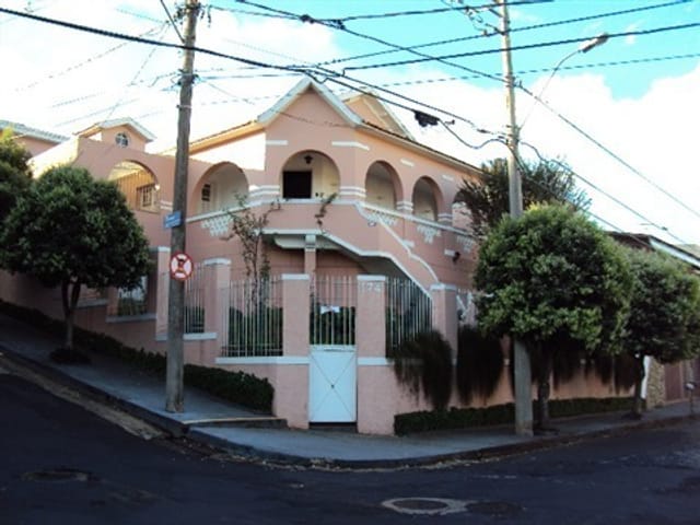 Foto do Casa - Casa à venda 5 Quartos, 2 Suites, 2 Vagas, 264M², São Sebastião, Uberaba - MG | ZUCATO IMOBILIARIA LTDA
