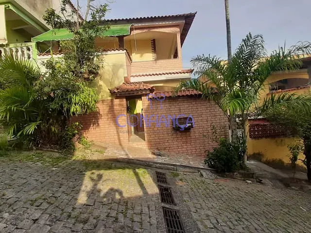 Casa 2 quartos e 2 banheiros, à venda, no bairro Campo Grande em Rio de Janeiro
