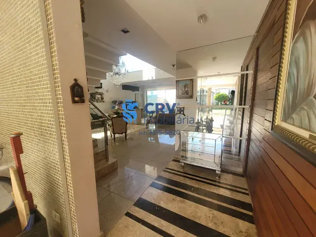 Casa com 250m² 3 quartos e 5 banheiros, para alugar, no bairro Vivendas Do Arvoredo em Londrina