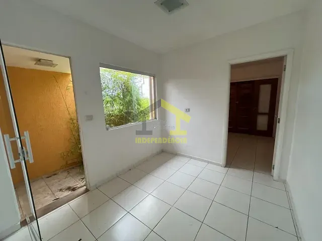 Casa com 100m², à venda, no bairro Vila Cremonesi em Itatiba