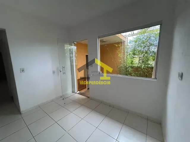 Casa com 100m², à venda, no bairro Vila Cremonesi em Itatiba