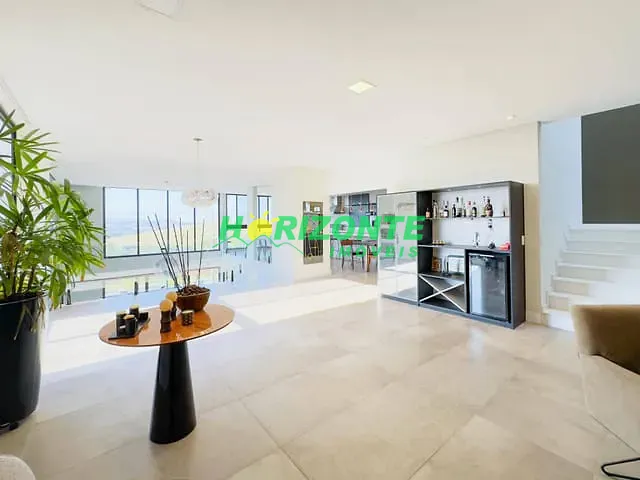 Casa 5 quartos e 6 banheiros, para alugar, no bairro Condomínio Residencial Alphaville I em São José dos Campos
