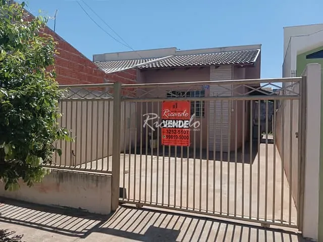 Casa com 125m² 2 quartos e 1 banheiro, à venda, no bairro Jardim Nobre em Rolândia