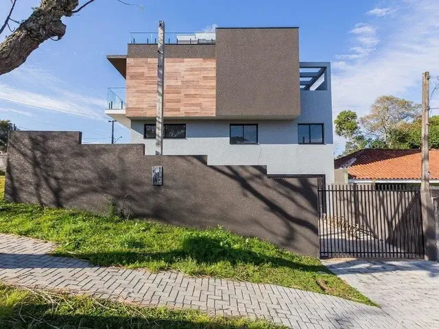 Sobrado com 173m² 4 quartos e 1 banheiro, à venda, no bairro Abranches em Curitiba
