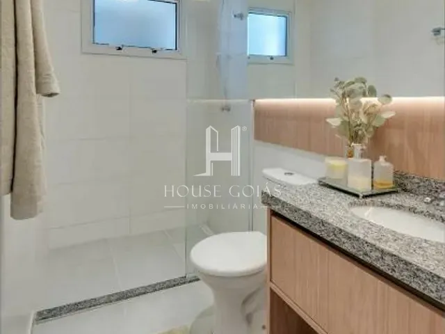 Casa com 213m² 3 quartos e 2 banheiros, à venda, no bairro Jardins Cannes em Aparecida de Goiânia