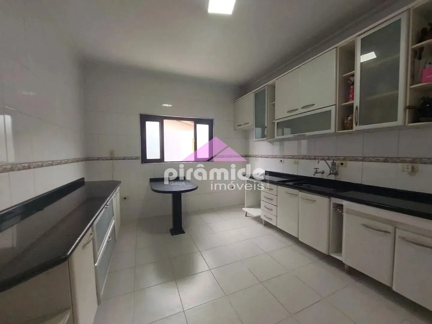 Casa, 3 quartos, 253 m² - Foto 6