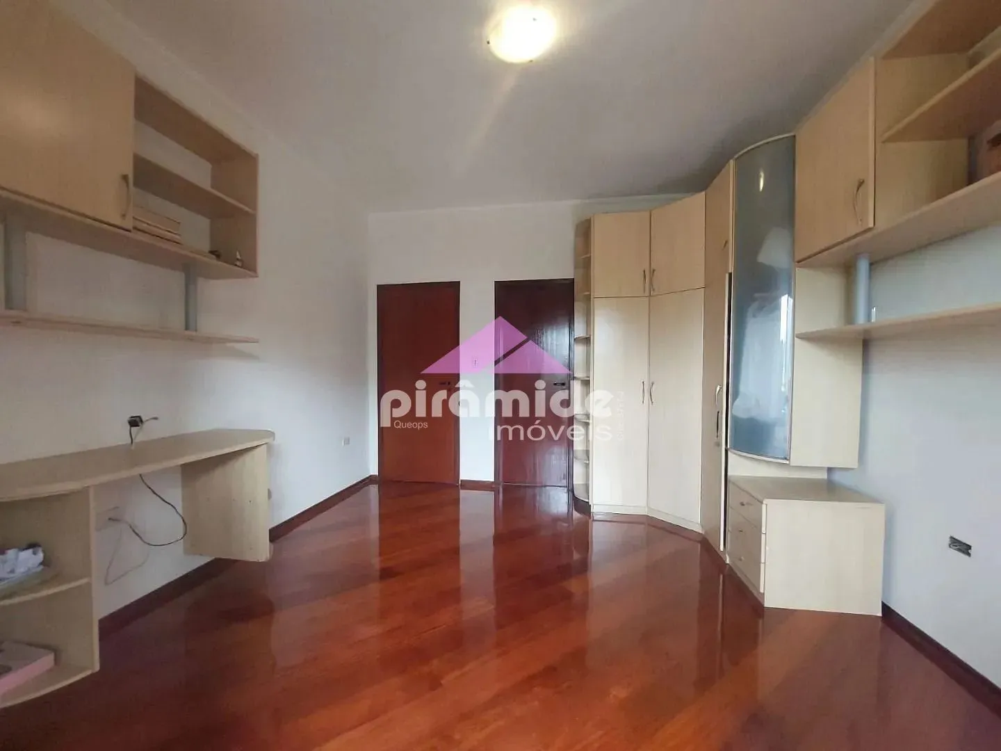 Casa, 3 quartos, 253 m² - Foto 10