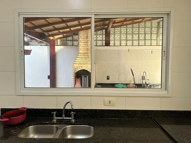 Casa 3 quartos e 3 banheiros, à venda, no bairro Alphaville em Rio das Ostras