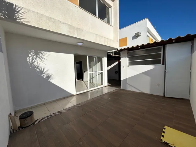 Casa 3 quartos e 3 banheiros, à venda, no bairro Alphaville em Rio das Ostras