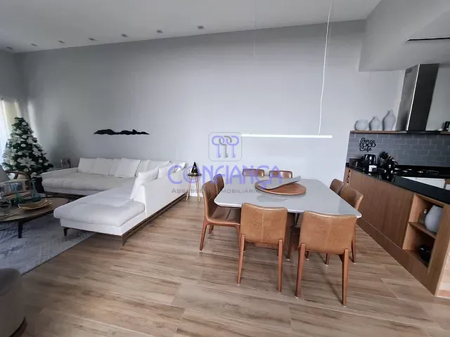 Casa 3 quartos e 3 banheiros, à venda, no bairro Guaratiba em Rio de Janeiro