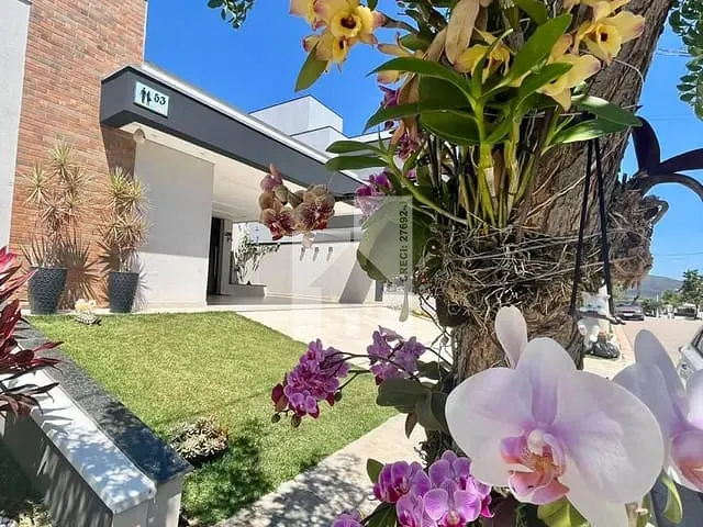 Casa com 250m² 3 quartos e 2 banheiros, à venda, no bairro Jardim Ermida I em Jundiaí