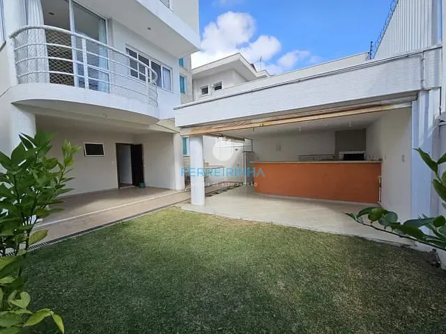 Casa com 250m² 3 quartos e 3 banheiros, à venda, no bairro Urbanova em São José dos Campos