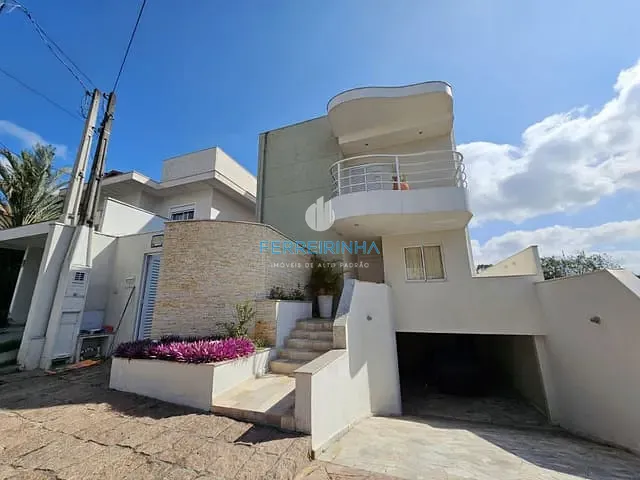 Casa com 250m² 3 quartos e 3 banheiros, à venda, no bairro Urbanova em São José dos Campos