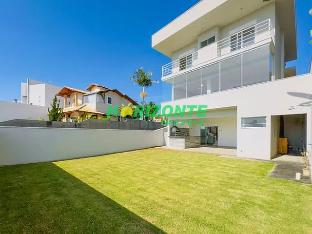 Casa com 344m² 4 quartos e 6 banheiros, à venda, no bairro Urbanova V em São José dos Campos