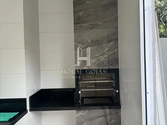 Casa com 192m² 3 quartos e 2 banheiros, à venda, no bairro Setor Aeroporto Sul em Aparecida de Goiânia