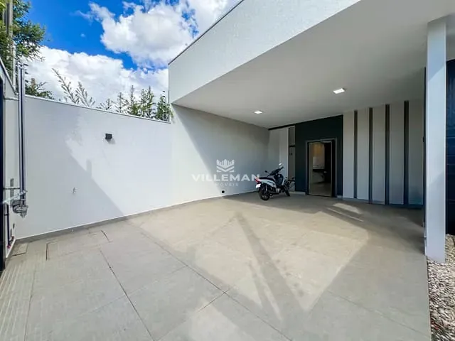 Casa com 150m² 3 quartos e 2 banheiros, à venda, no bairro Jardim Santa Helena em Maringá