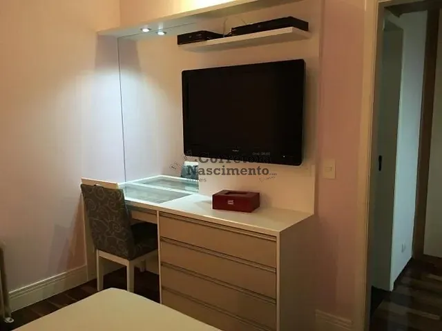 Casa com 350m² 3 quartos e 4 banheiros, à venda, no bairro Villa Branca em Jacareí