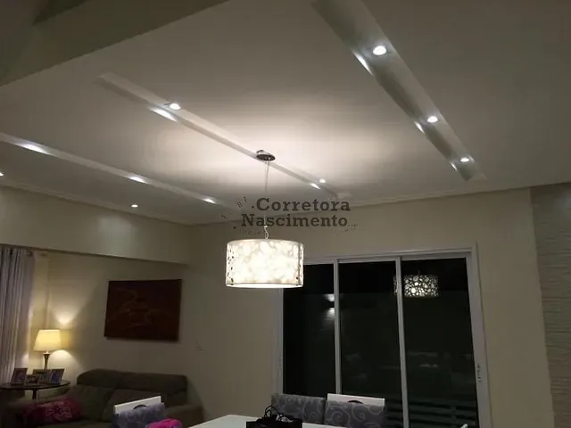 Casa com 350m² 3 quartos e 4 banheiros, à venda, no bairro Villa Branca em Jacareí
