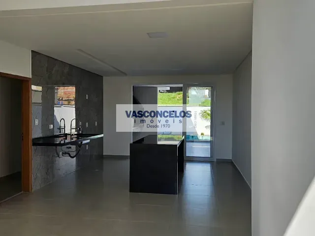 Casa com 300m² 3 quartos e 3 banheiros, à venda, no bairro Condomínio Terras do Vale em Caçapava