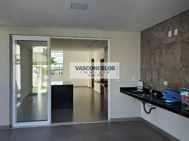 Casa com 300m² 3 quartos e 3 banheiros, à venda, no bairro Condomínio Terras do Vale em Caçapava