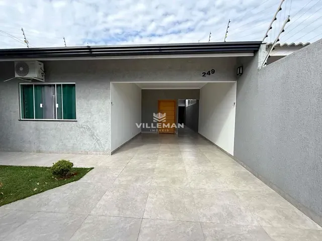 Casa com 150m² 3 quartos e 2 banheiros, à venda, no bairro Jardim Diamante em Maringá