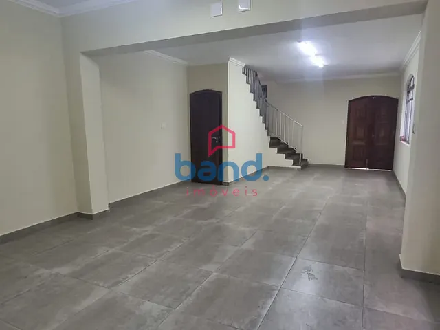 Casa 2 quartos e 2 banheiros, para alugar, no bairro Centro em Porto Feliz