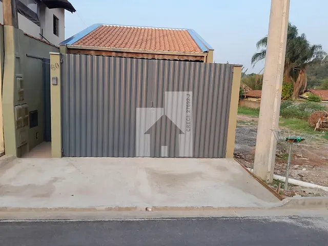 Casa 2 quartos e 1 banheiro, à venda, no bairro Parque Corrupira - Etapa 1 em Jundiaí