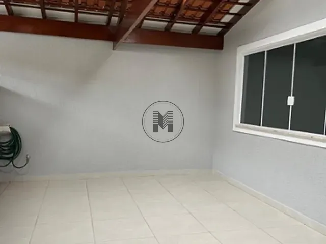 Casa 2 quartos e 2 banheiros, à venda, no bairro Parque Senhor do Bonfim em Taubaté