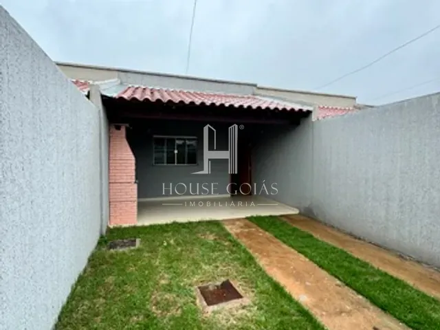 Casa com 120m² 2 quartos e 1 banheiro, à venda, no bairro Residencial Della Penna em Goiânia