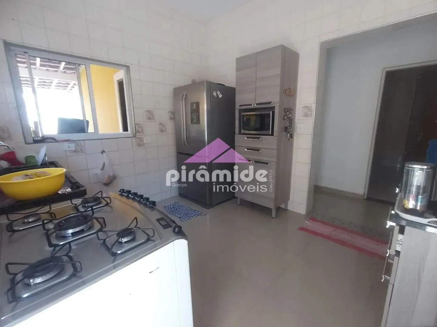 Casa, 3 quartos, 230 m² - Foto 15