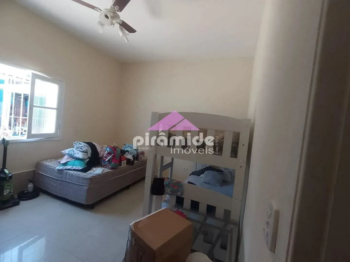Casa, 3 quartos, 230 m² - Foto 13