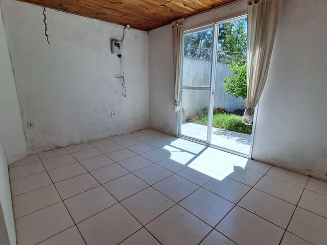 Casa com 143m² 2 quartos e 1 banheiro, à venda, no bairro Três Vendas em Pelotas