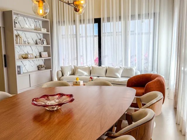 Casa com 450m² 4 quartos e 5 banheiros, à venda, no bairro Alphaville em Rio das Ostras