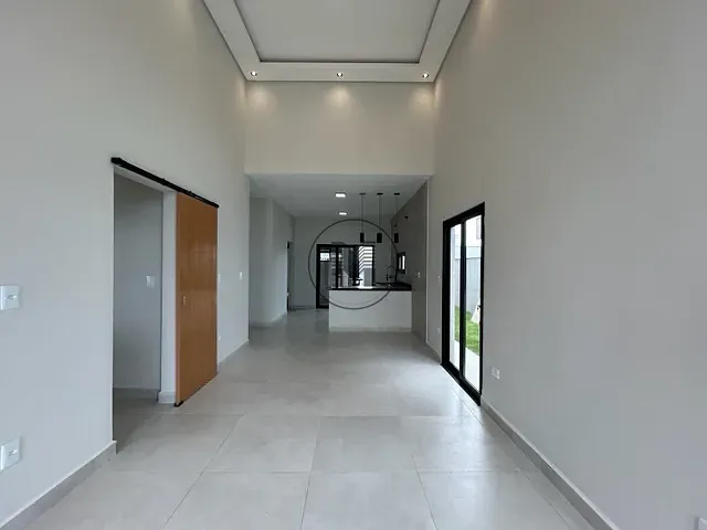 Casa 3 quartos e 3 banheiros, à venda ou para alugar, no bairro Caçapava Velha em Caçapava