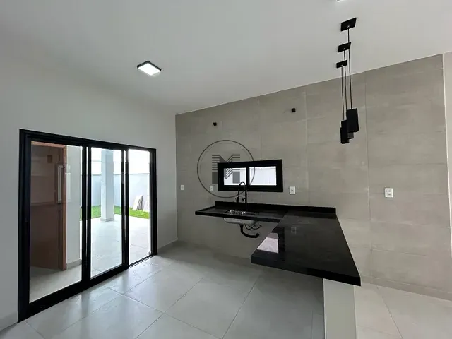 Casa 3 quartos e 3 banheiros, à venda ou para alugar, no bairro Caçapava Velha em Caçapava