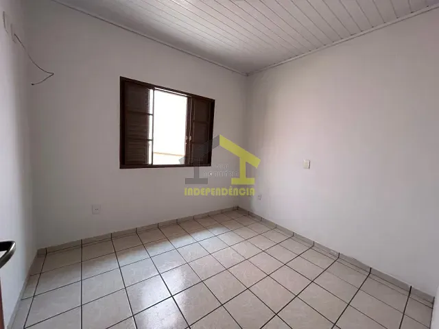 Casa com 227m² 3 quartos e 1 banheiro, à venda, no bairro Vila Brasileira em Itatiba