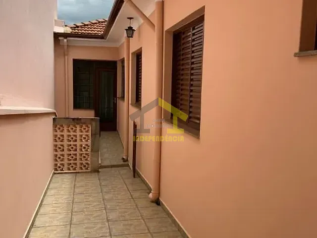 Casa com 227m² 3 quartos e 1 banheiro, à venda, no bairro Vila Brasileira em Itatiba