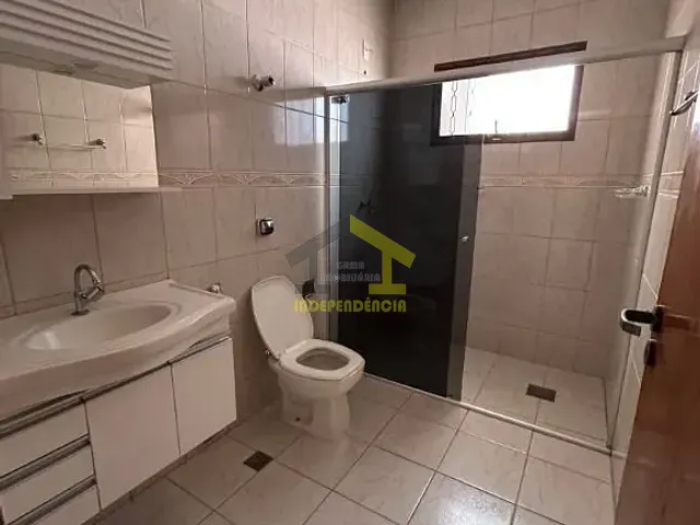 Casa com 227m² 3 quartos e 1 banheiro, à venda, no bairro Vila Brasileira em Itatiba
